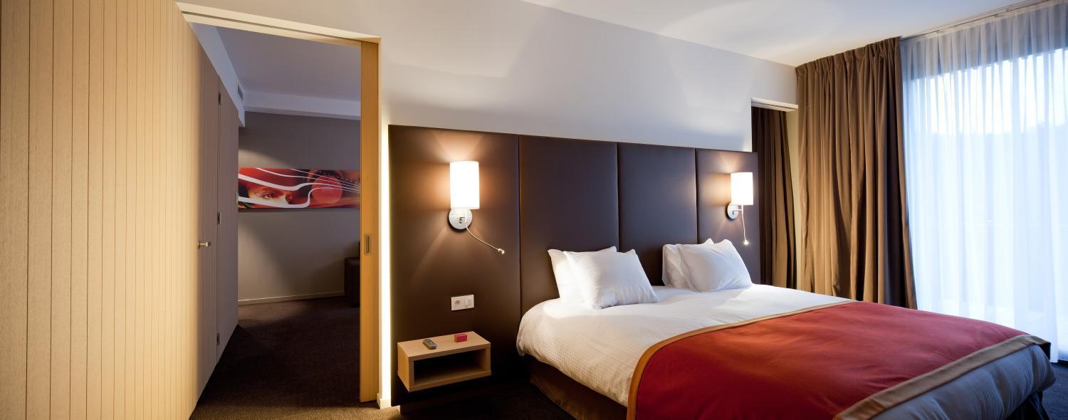 Hotel De La Source ฟรองกอร์ช็องป์ ภายนอก รูปภาพ
